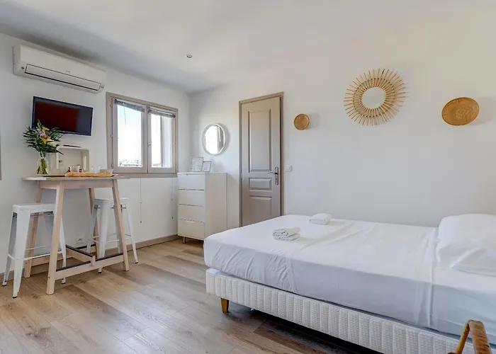 Les Cocons - 8 Appartements A 100M Du Vieux Port